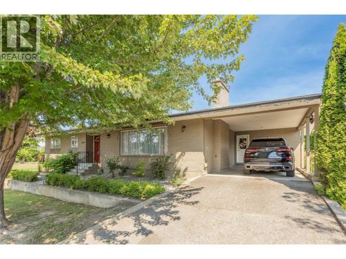 3259 St. Amand Rd, Kelowna, BC, V1W3P2 | Card Image