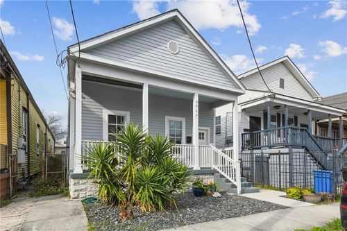 3717 Willow St, New Orleans, LA, 70115-6835 | Card Image