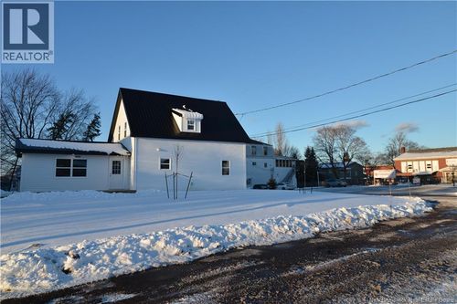 200 Jubilee St, Shediac, NB, E4P1X5 | Card Image