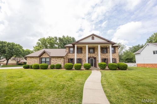 717 Saint Nicholas Dr, O Fallon, IL, 62269-3126 | Card Image