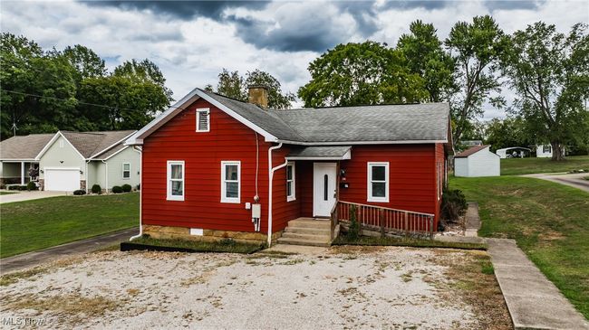 216 W North St, House other with 3 bedrooms, 2 bathrooms and null parking in Harrisville WV | Image 23