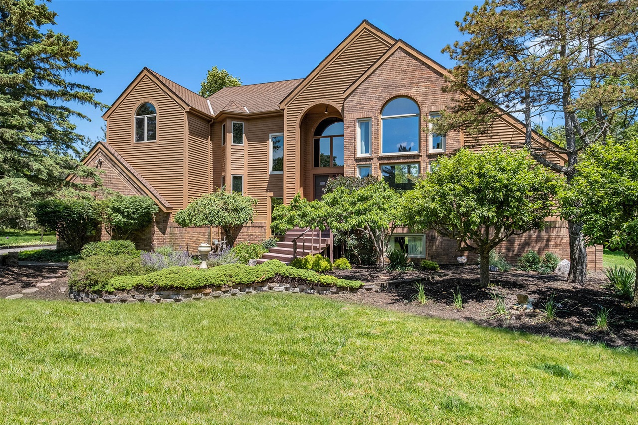 Starak Ln, Ann Arbor, MI 48105