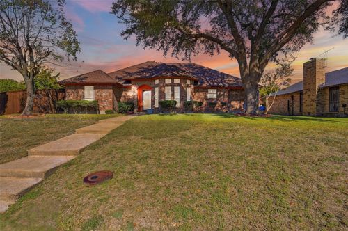 813 Timberline Ct, DeSoto, TX, 75115-3416 | Card Image