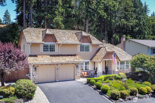 14105 64th Ave W, Edmonds, WA, 98026-3501 | Card Image