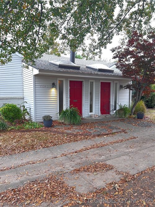 1324c-1324 E 38th St, Tulsa, OK, 74105-3341 | Card Image