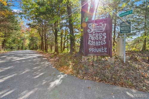 5615 Sunnywood Dr, Cedar Hill, MO, 63016-1310 | Card Image