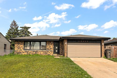 16829 Hobart Ave, Orland Hills, IL, 60487-6055 | Card Image