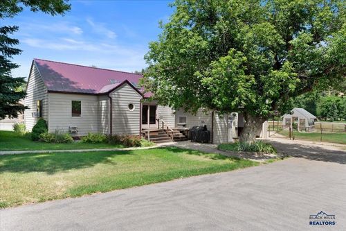 729 Lazelle St, sturgis, SD, 57785-1608 | Card Image