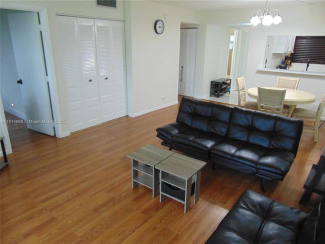 APT-205 - 1931 Sabal Palm Dr, Condo with 2 bedrooms, 2 bathrooms and null parking in Davie FL | Image 6