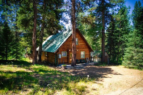 6 Willow Dr, Lowman, ID, 83637-7050 | Card Image