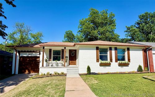 3823 S Indianapolis Ave, Tulsa, OK, 74135-4608 | Card Image