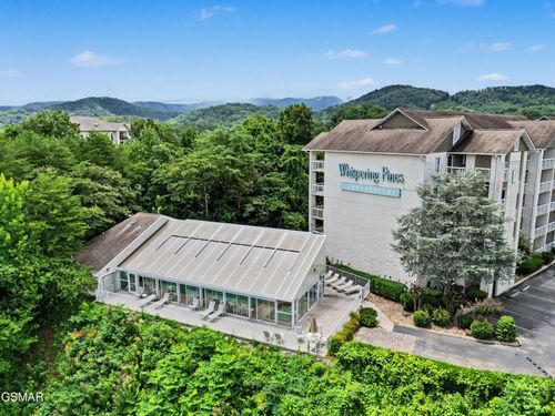 unit-552-205 Ogle Dr, Pigeon Forge, TN, 37863-3847 | Card Image