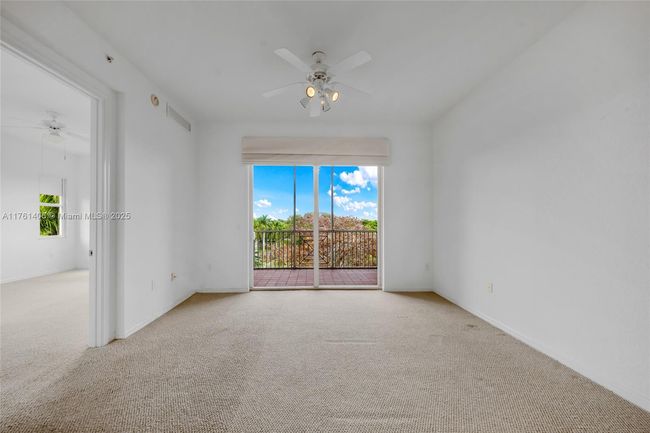 APT-501 - 3600 Oaks Clubhouse Dr, Condo with 3 bedrooms, 2 bathrooms and null parking in Pompano Beach FL | Image 28
