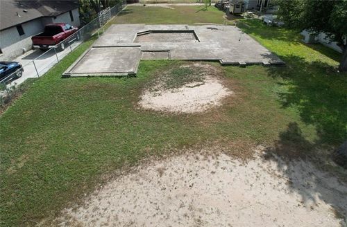 2021 Mexico Ave, Weslaco, TX, 78596-9483 | Card Image