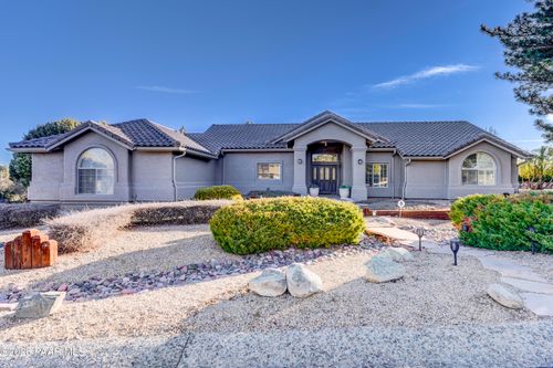 141 S Woodridge Way, Prescott, AZ, 86303-5716 | Card Image