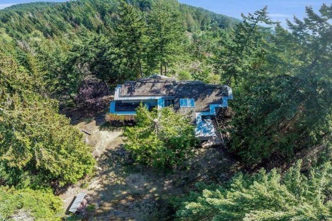 1091 Cowan Point Drive, House other with 4 bedrooms, 3 bathrooms and 3 parking in Bowen Island BC | Image 25