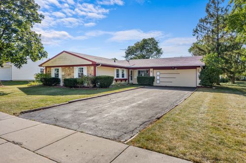 20 Emerson Dr, Schaumburg, IL, 60194-3933 | Card Image