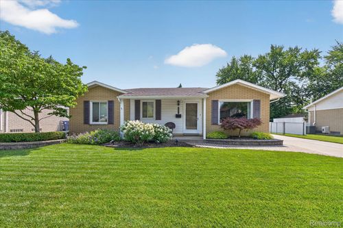 7026 London Court, Canton Charter Township, MI, 48187 | Card Image