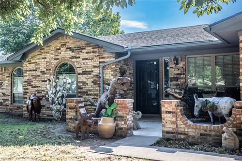 3 Peterson Drive, Clinton, OK, 73601 | Card Image