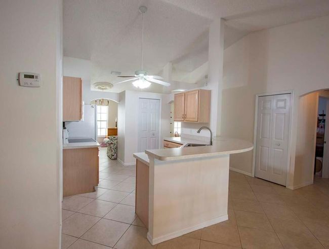 1019 Se Euclid Ln, House other with 3 bedrooms, 2 bathrooms and null parking in Port St Lucie FL | Image 15