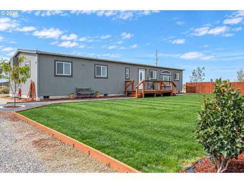 57250 Snowflake Rd, Christmas Valley, OR, 97641-2704 | Card Image