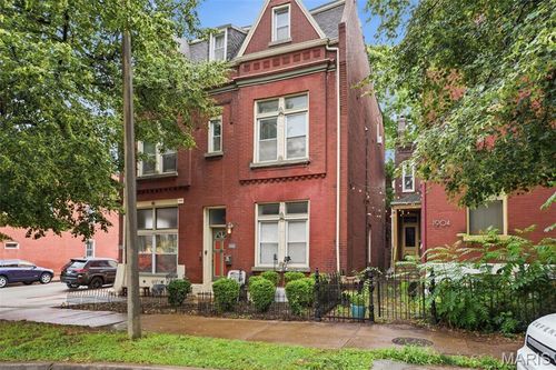 d-1900 Sidney St, Saint Louis, MO, 63104-2870 | Card Image