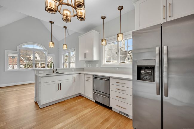 4 - 4 Avery Rd, Condo with 3 bedrooms, 3 bathrooms and null parking in Bloomfield CT | Image 15