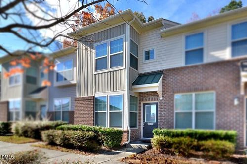 42 Pocono Dr, Durham, NC, 27705-2869 | Card Image