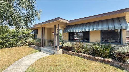 214 Edward Ave, Fullerton, CA, 92833-2808 | Card Image