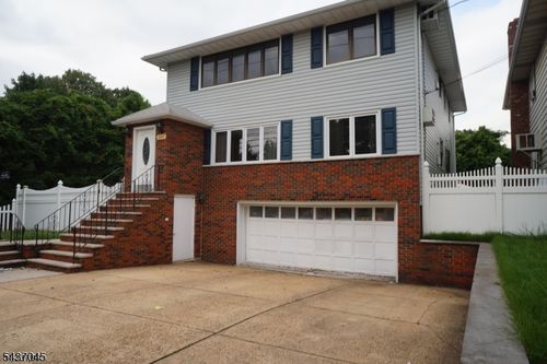 2097 Galloping Hill Rd, Union, NJ, 07083-8903 | Card Image