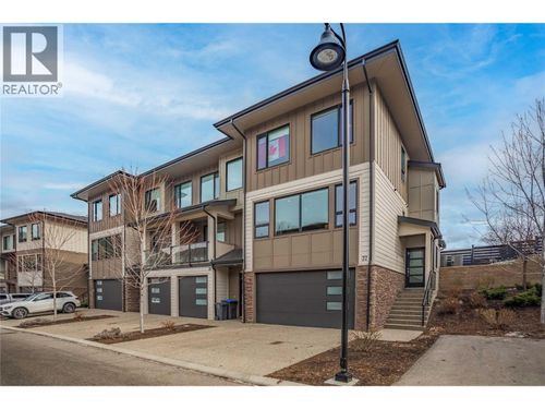 37-12798 Lake Hill Dr, Lake Country, BC, V4V2W5 | Card Image