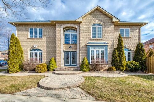 2389 Grand Oak Trail, Oakville, ON, L6M4V4 | Card Image