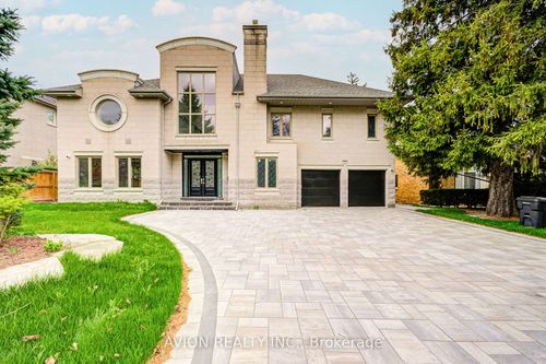 72 Lord Seaton Rd, North York, ON, M2P1K5 | Card Image