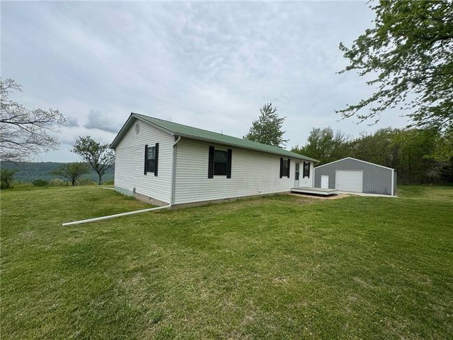 375 Nc 8362, House other with 3 bedrooms, 2 bathrooms and null parking in Jasper AR | Image 5