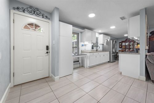 14529 Cimarron Dr, Balch Springs, TX, 75180-4162 | Card Image