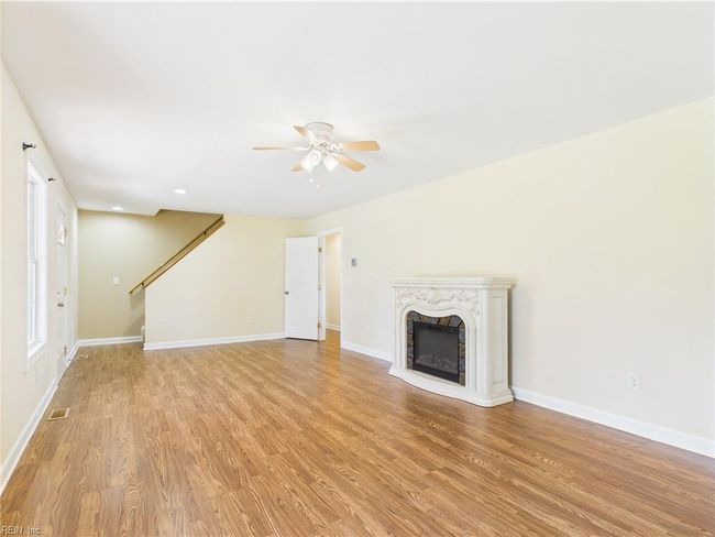 2012 Mark Pine Rd, House other with 2 bedrooms, 3 bathrooms and null parking in Hayes VA | Image 11