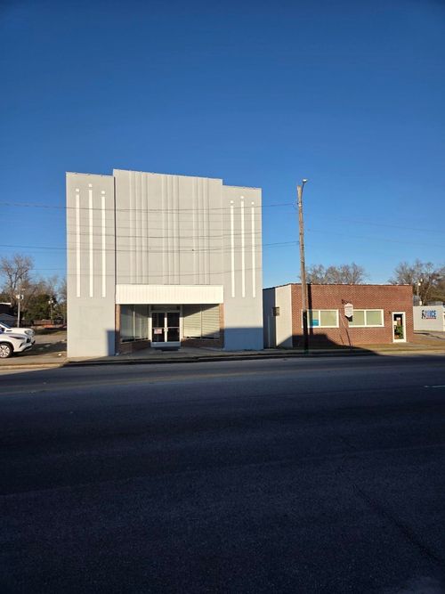 109 E Main St, Andrews, SC, 29510-2637 | Card Image