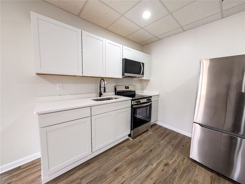 2-1542 Main Street, West Warwick, RI, 02893 | Card Image