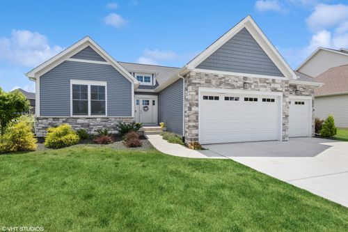 2009 Timberwood Ln, Chesterton, IN, 46304 | Card Image