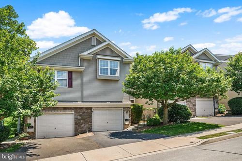 447 Fort Hill Cir, FORT WASHINGTON, PA, 19034-2306 | Card Image