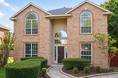 2815 Baze Rd, Euless, TX, 76039-7859 | Card Image