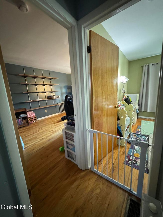 20 Kensington Sq, Townhouse with 3 bedrooms, 2 bathrooms and 3 parking in Cohoes NY | Image 14