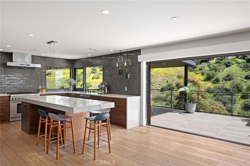 1435 Cerritos Dr, Laguna Beach, CA, 92651-2814 | Card Image