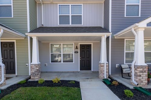 127 Davis Ridge Ln, Clarksville, TN, 37040-2072 | Card Image