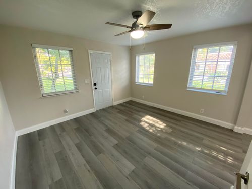 4-11 N Lakeside Dr, Lake Worth Beach, FL, 33460-6914 | Card Image