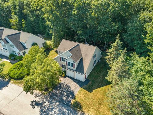 10 Cortland Ave, Stratham, NH, 03885-6537 | Card Image