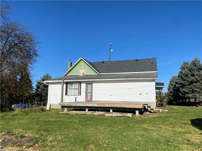 1766 Thompson Rd E, House other with 3 bedrooms, 1 bathrooms and 11 parking in Waterford ON | Image 3