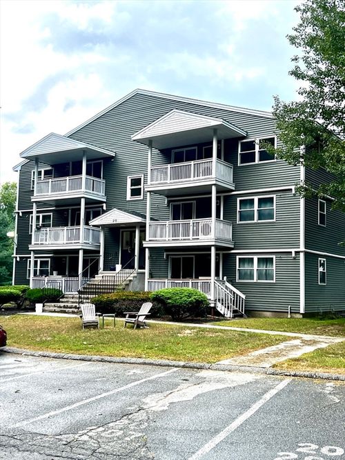 206-20 Abbey Rd, Leominster, MA, 01453-4882 | Card Image