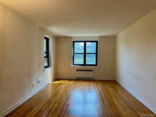 apt-3m-212 75th Ave, Oakland Gardens, NY, 11364-3315 | Card Image
