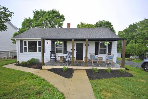 1021 Piedmont St, Bedford, VA, 24523-2917 | Card Image
